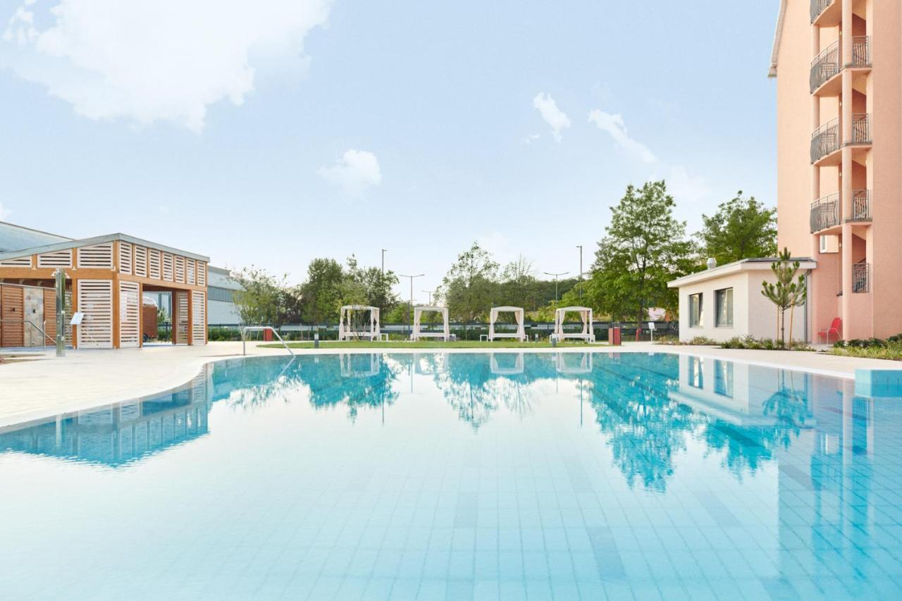 โรงแรมยูโรปา ฟิท เฮวิซ ภายนอก รูปภาพ